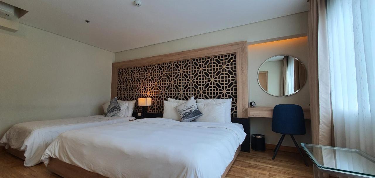 Gemini Saigon Hotel & Apartment Ho Chi Minh City Exterior photo