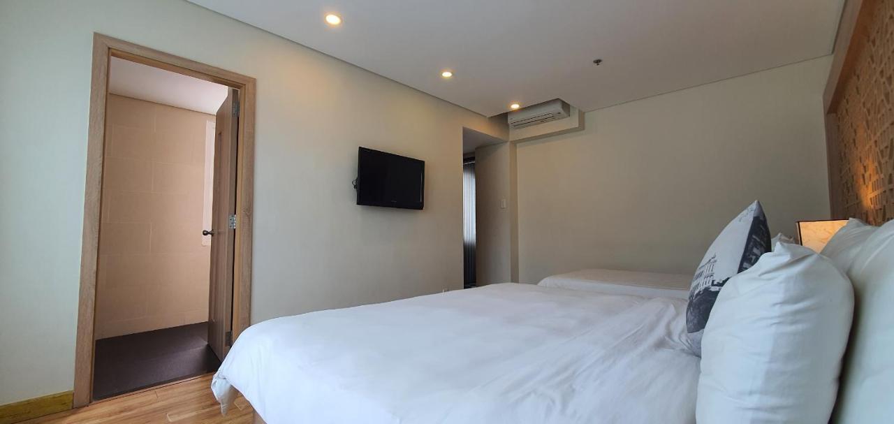Gemini Saigon Hotel & Apartment Ho Chi Minh City Exterior photo